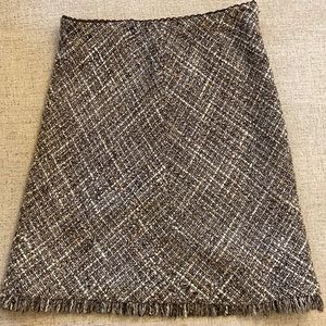 Kenneth cold brown colors embroidered beautiful skirt size 6 petite